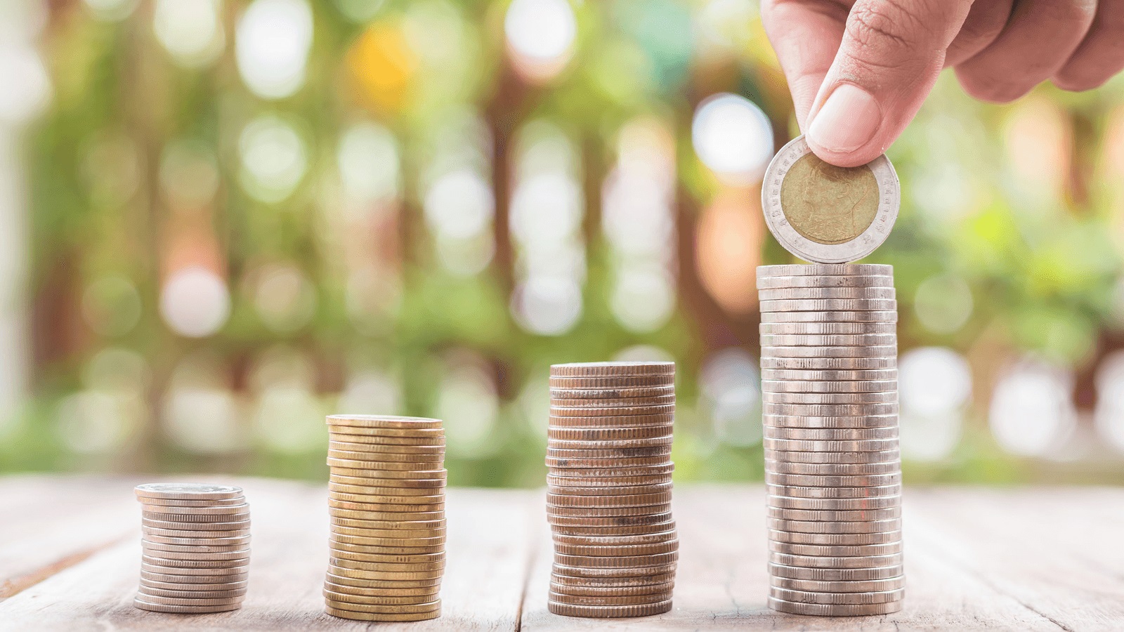 Tiết kiệm 4 thứ đơn giản này, chẳng mấy chốc mà bạn dư dả, giàu sang