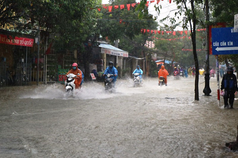 Miền Trung tiếp tục mưa lớn, biển Đông sắp đón áp thấp nhiệt đới - Ảnh Internet