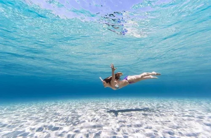 Sau khi tắm biển không tắm tráng lại nước ngọt dễ bị kháng kháng sinh