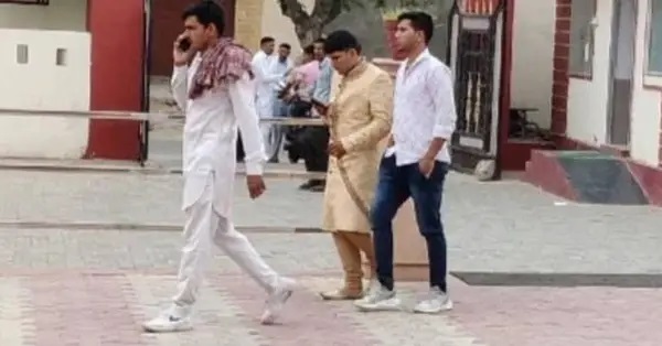 Mải tiệc tùng, chú rể đón dâu muộn 5 tiếng, tới nơi cô dâu đã cưới người khác - Ảnh 1