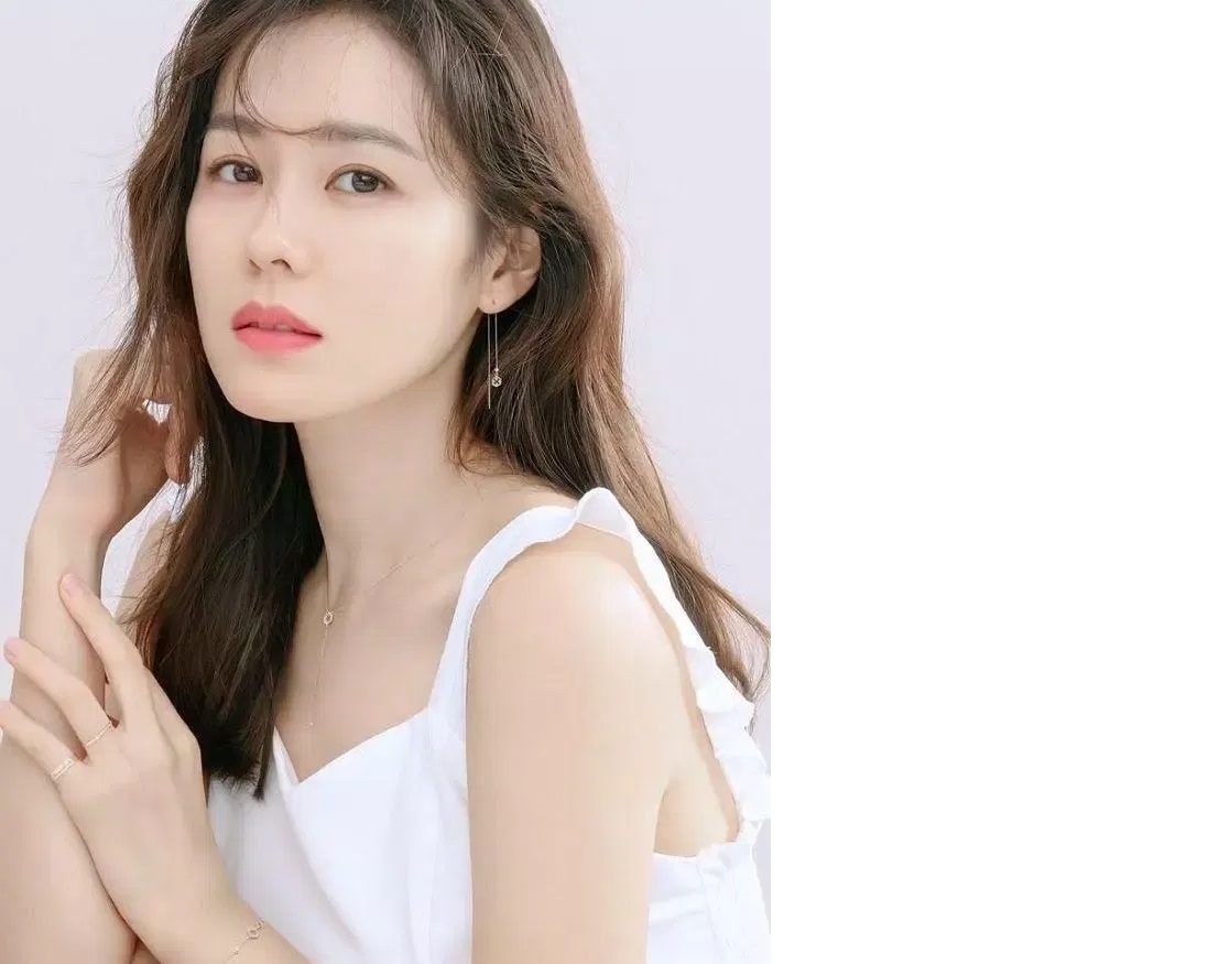 Càng nhiều tuổi phụ nữ càng nên tăng cường 2 loại thịt này để khỏe mạnh, da sáng lại ít nếp nhăn - Ảnh 1