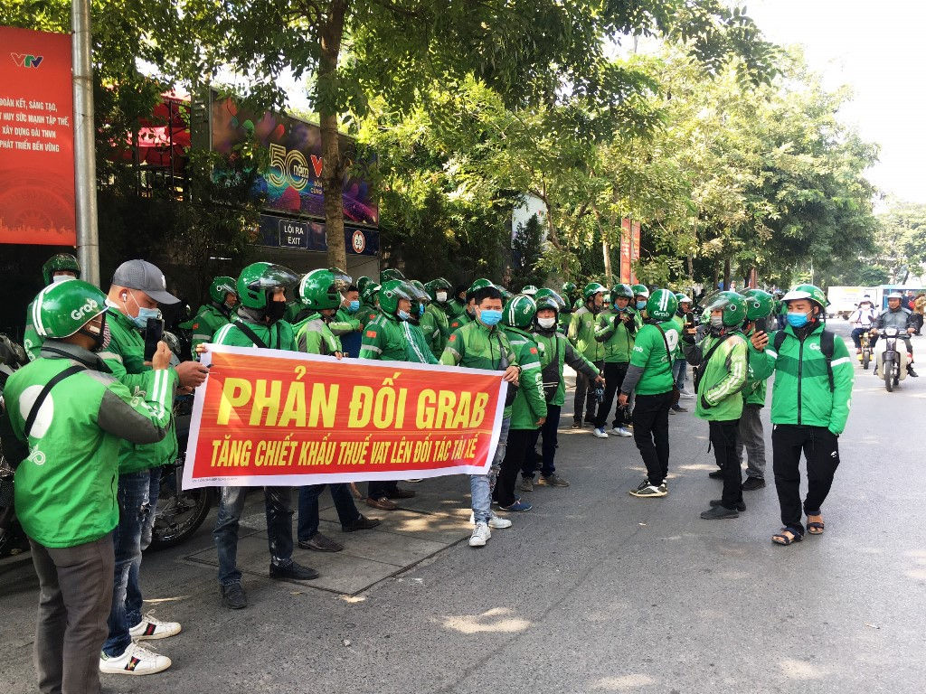 Tổng cục Thuế: Nghị định 126 không phải nguyên nhân khiến Grab tăng giá