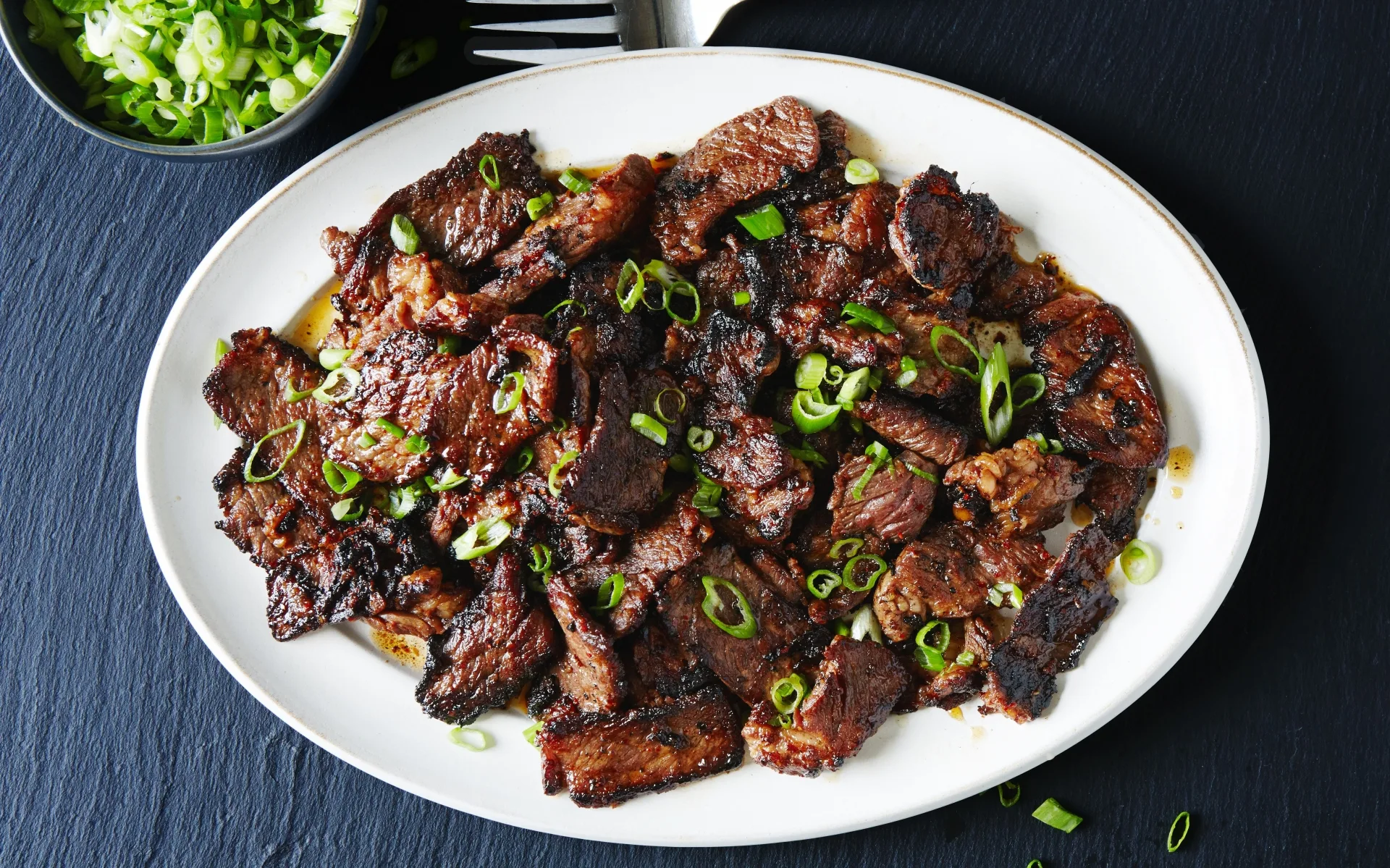 Ăn thịt nướng Hàn Quốc ngày đông