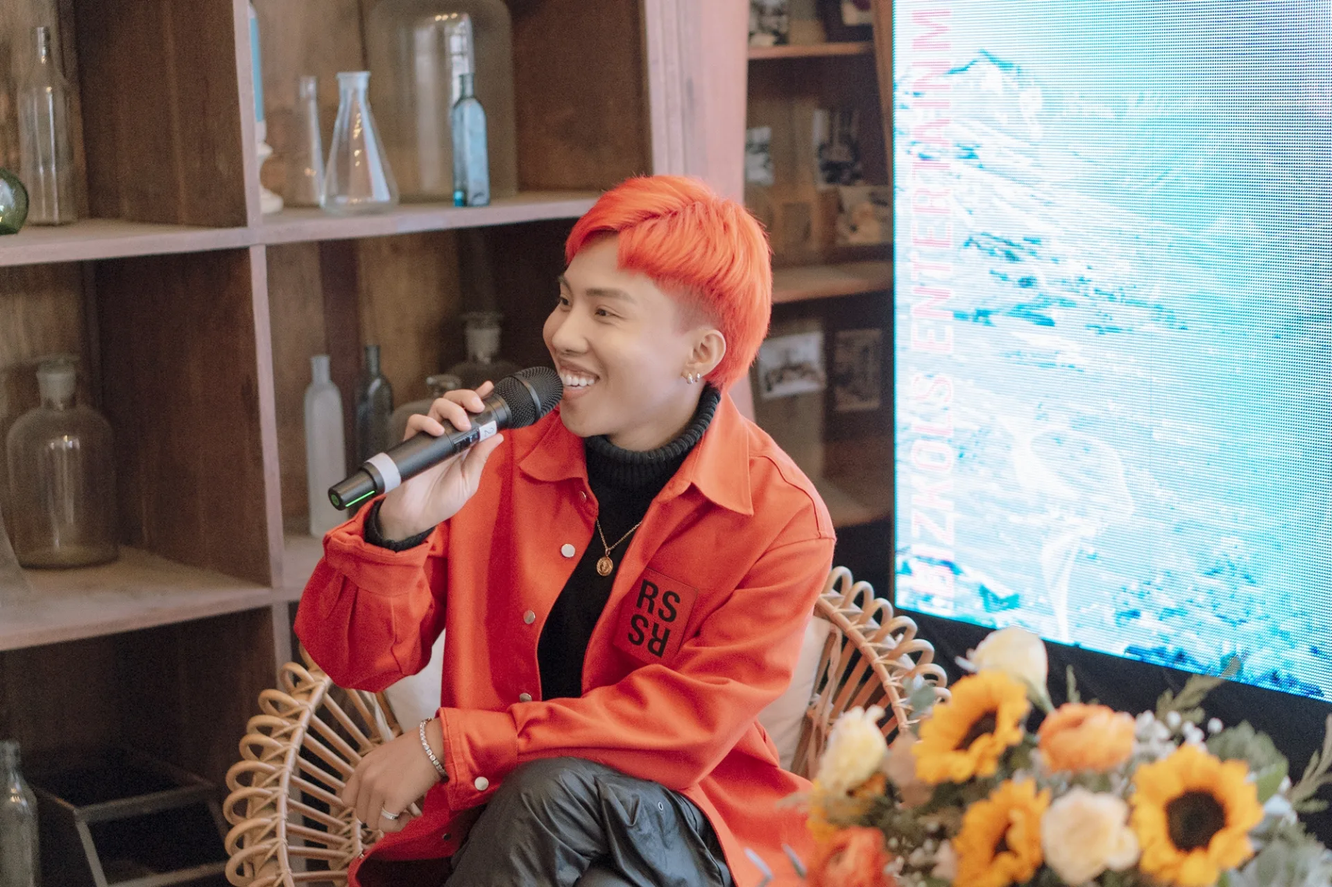 Mr.T tổ chức họp báo ra mắt MV Aquaman