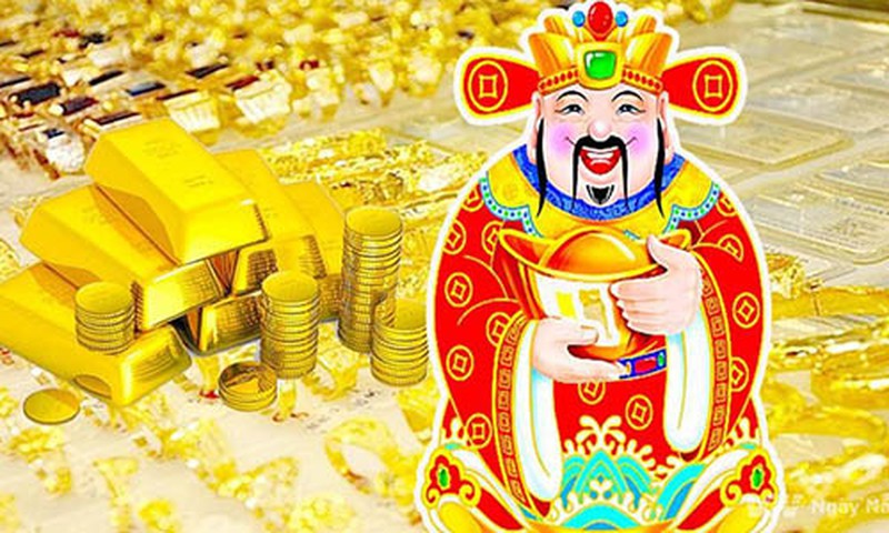 Trong ngày vía Thần Tài người ta thường mua vàng để cầu may mắn trong buôn bán và tài lộc cho gia đình.