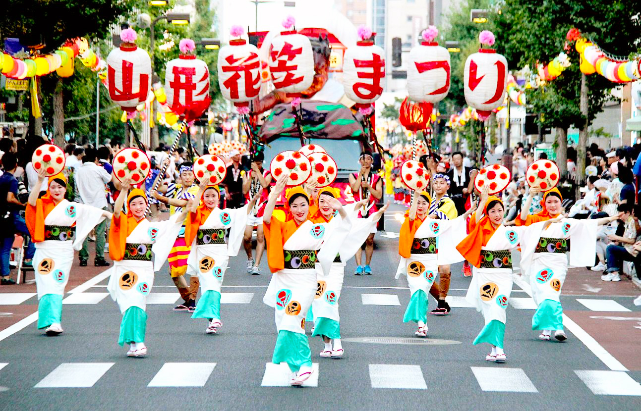 Các hoạt động lễ hội mừng năm mới đầy sắc màu tại Nhật Bản.