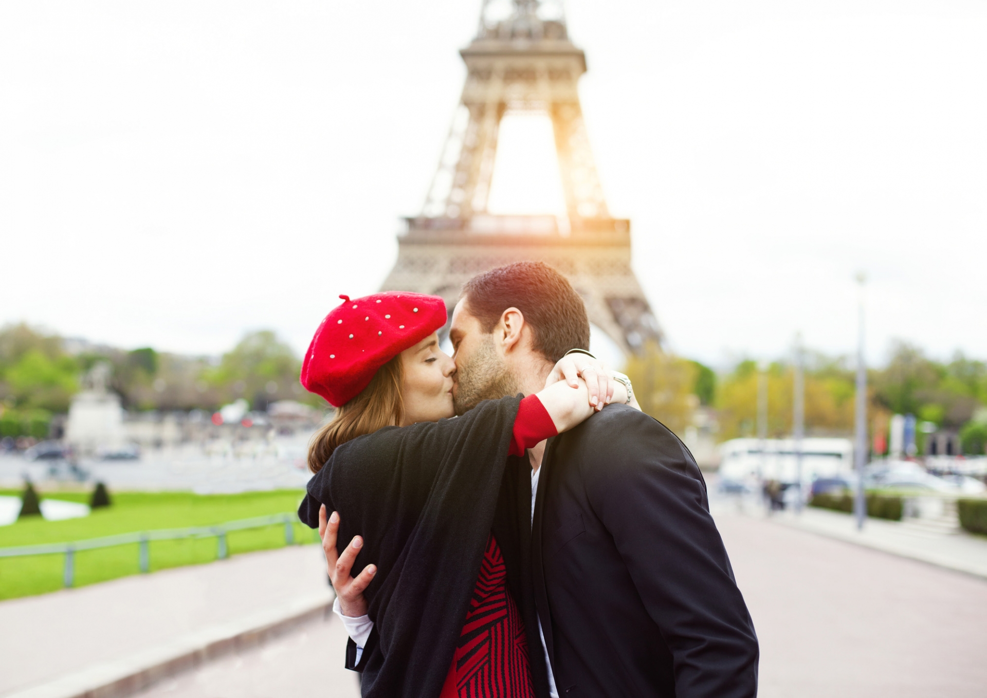 Người Pháp thì quá nổi tiếng về độ lãng mạn trên thế giới.