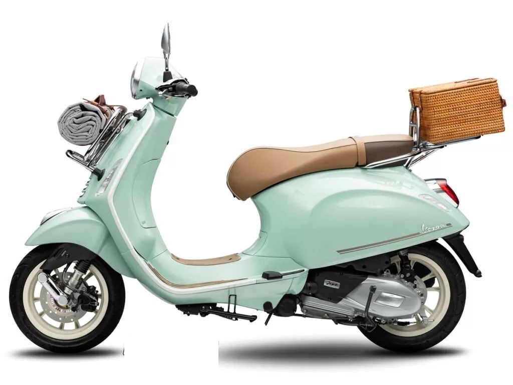 Vespa ra mắt dòng xe Primavera 2021 với phiên bản Picnic 150 độc đáo và tiện dụng.