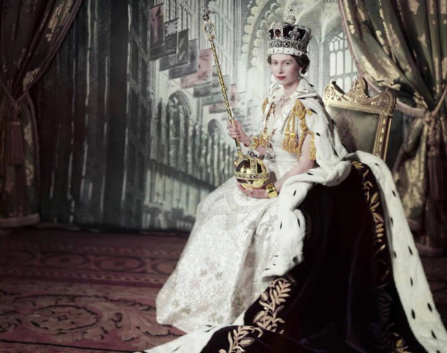 Nữ hoàng Elizabeth đệ nhị khi lên ngôi năm 1952.