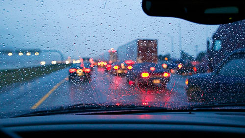 Những kinh nghiệm cần biết: Lái xe trời mưa cho người mới lấy bằng - Ảnh 2