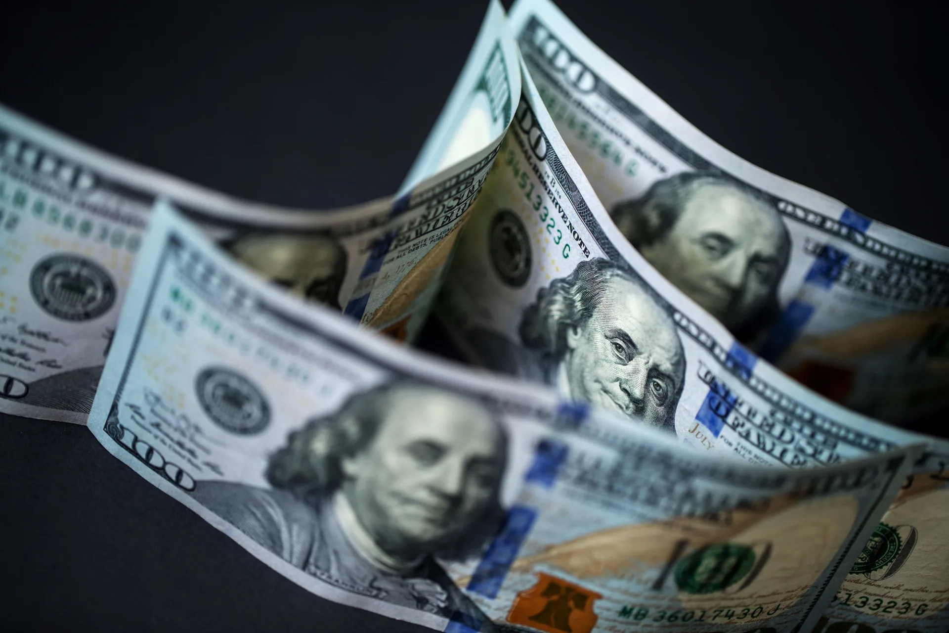 Tỷ giá USD hôm nay 23/4: Giá đô la trên thị trường tự do tăng mạnh - Ảnh 1