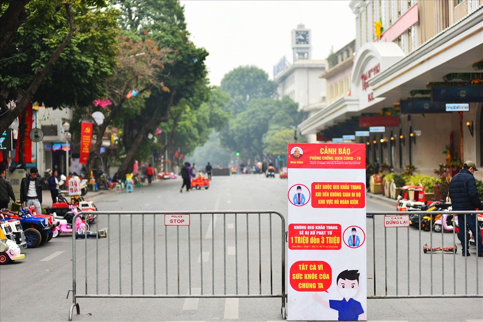 Khẩn cấp: Hà Nội cho tạm dừng các lễ hội và tuyến phố đi bộ để phòng, chống Covid-19