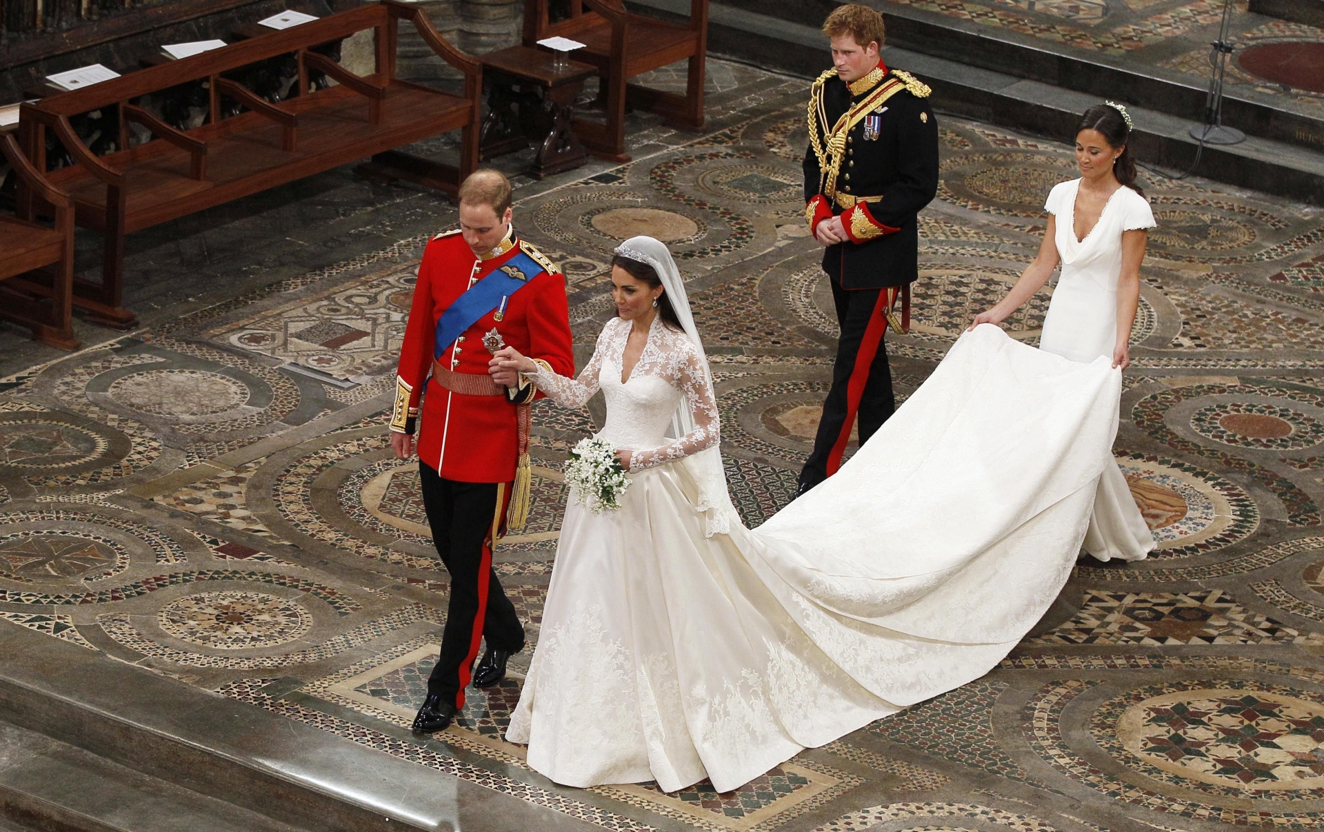 Kỷ niệm 10 năm đám cưới thế kỷ của Hoàng tử William và Công nương Kate: Những điều bạn có thể chưa biết! - Ảnh 3