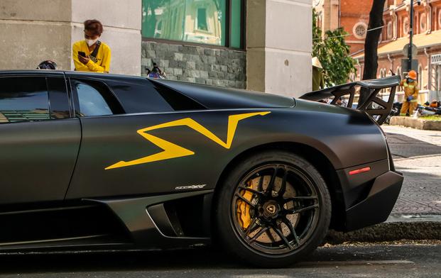 Lamborghini Murcielago SV độc nhất Việt Nam xuất hiện trở lại trên đường phố Sài Gòn - Ảnh 3