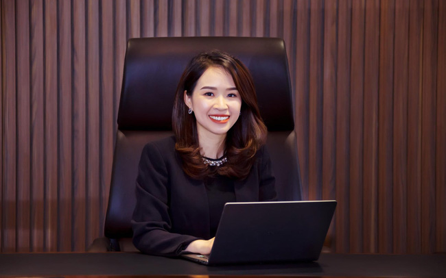 Chân dung Trần Thị Thu Hằng, nữ chủ tịch ngân hàng trẻ nhất Việt Nam