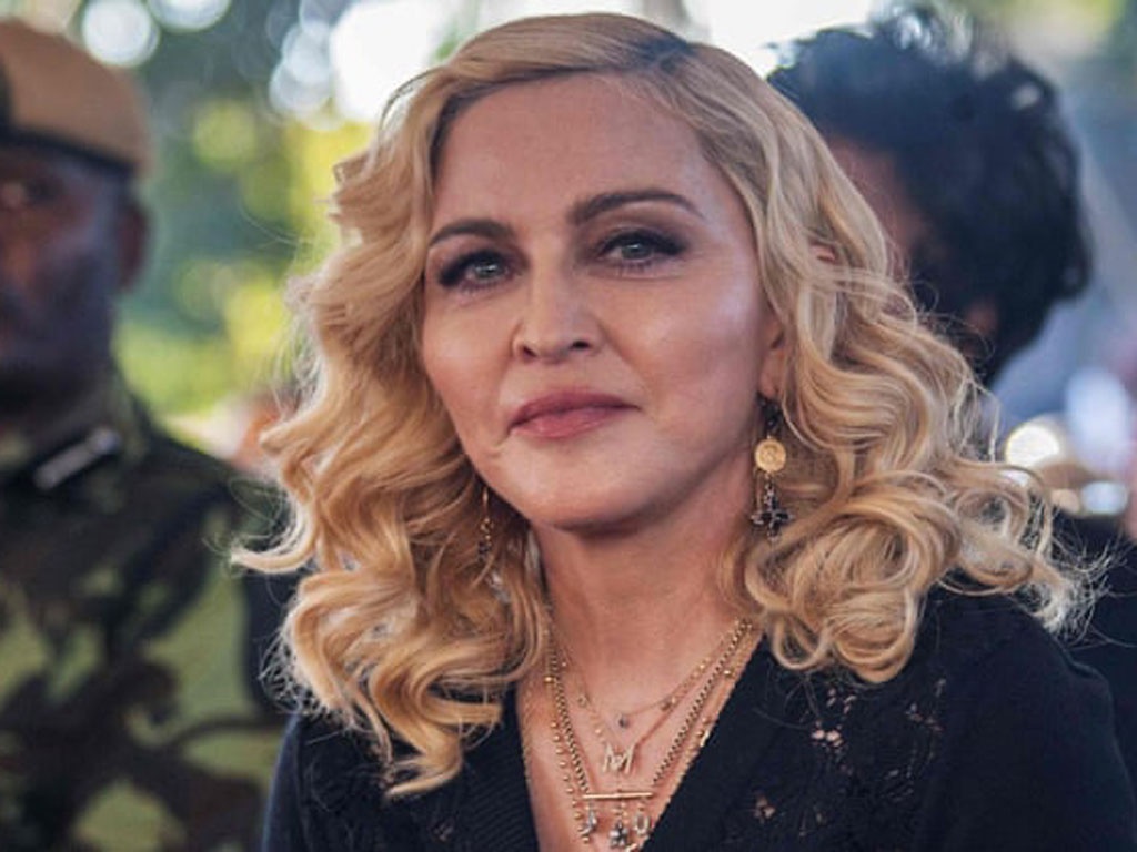 Madonna là ngôi sao làm từ thiện theo sở thích và khá thất thường.