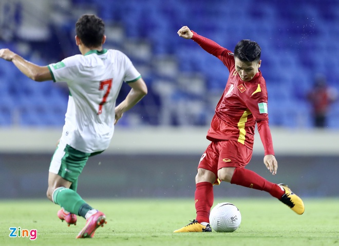 Quang Hải ghi bàn thắng đẳng cấp.