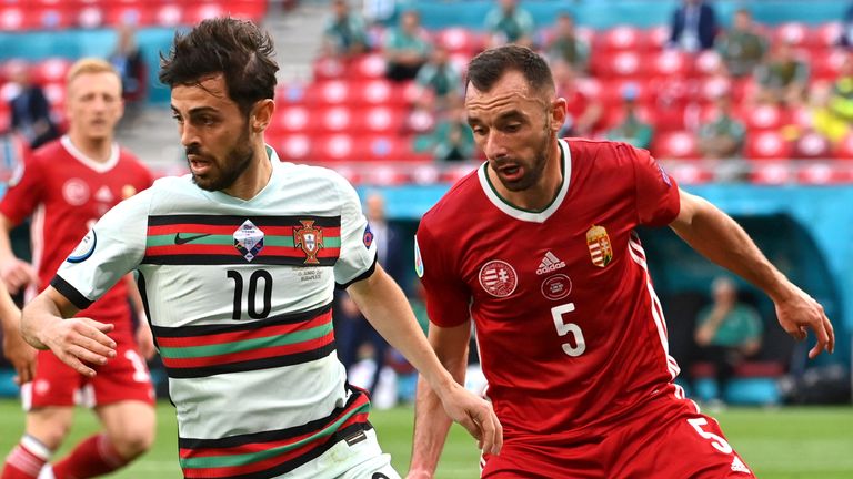 Bồ Đào Nha bất lực trước sự quyết liệt của các cầu thủ Hungary trong phần lớn thời gian của trận đấu.