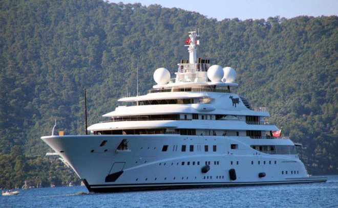 Siêu du thuyền Topaz lớn thứ 5 thế giới, trị giá hơn 500 triệu USD.
