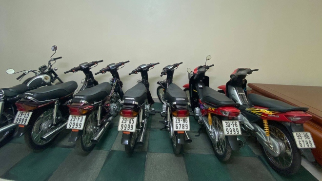 Dàn xe Honda Dream, Wave với biển số tứ quý trị giá hơn 2,2 tỷ đồng của "dân chơi" Bắc Ninh