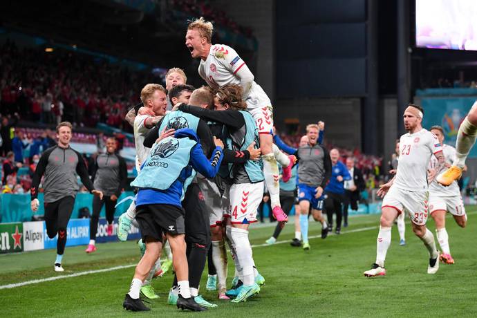 Kết quả EURO 2020: Đan Mạch 4-1 Nga, câu chuyện cổ tích Andersen vẫn được viết tiếp