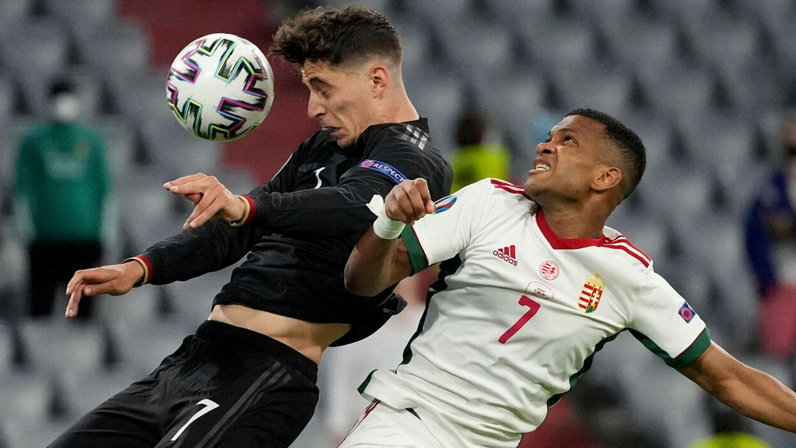 Kết quả EURO: Hungary 2-2 Đức,