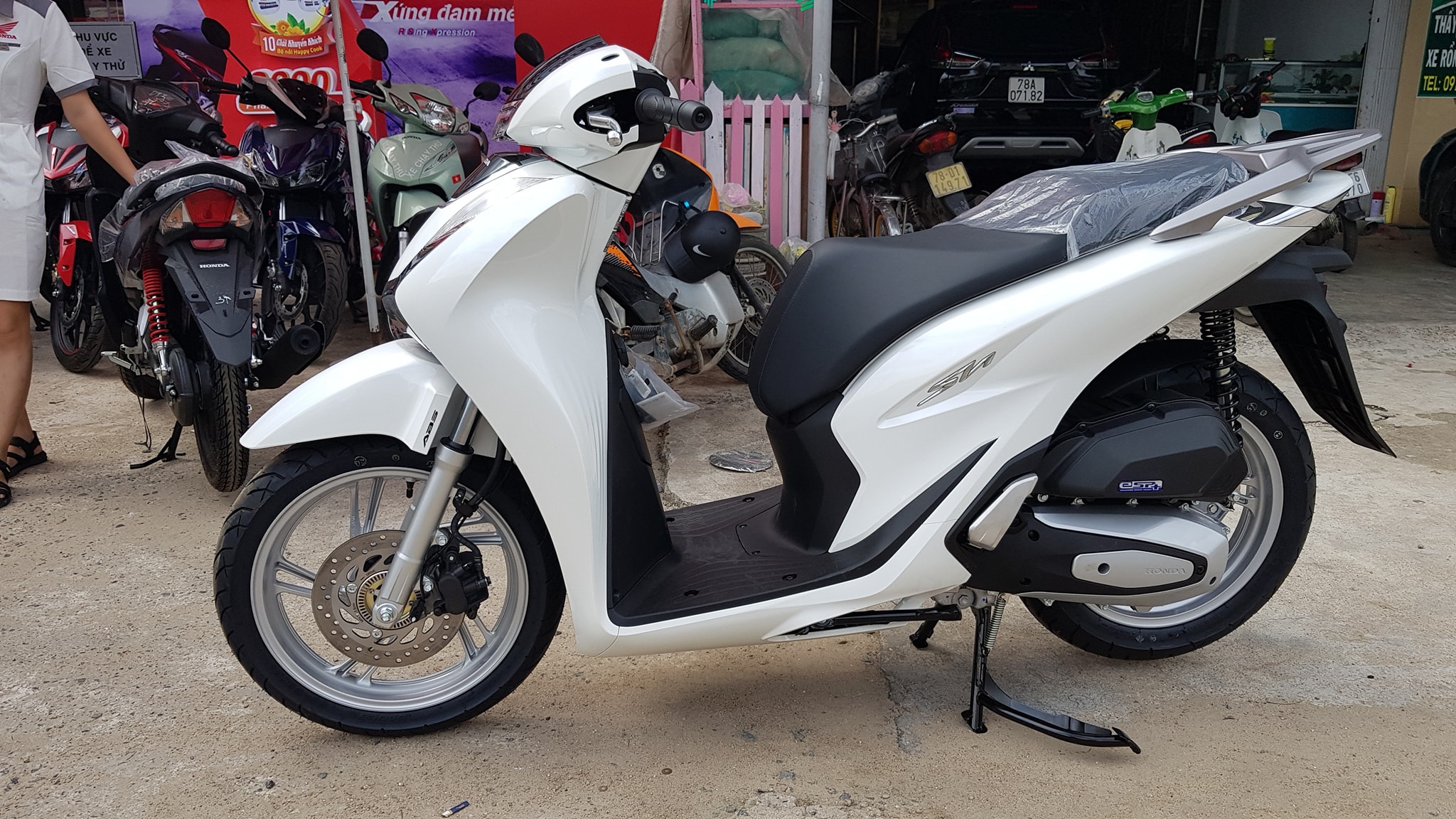 Honda SH đã đi hơn 1 vạn vẫn được rao bán tới 130 triệu đồng