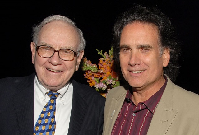 Peter Buffett - người con trai út nhiều tài năng nghệ thuật của vị tỷ phú 90 tuổi.