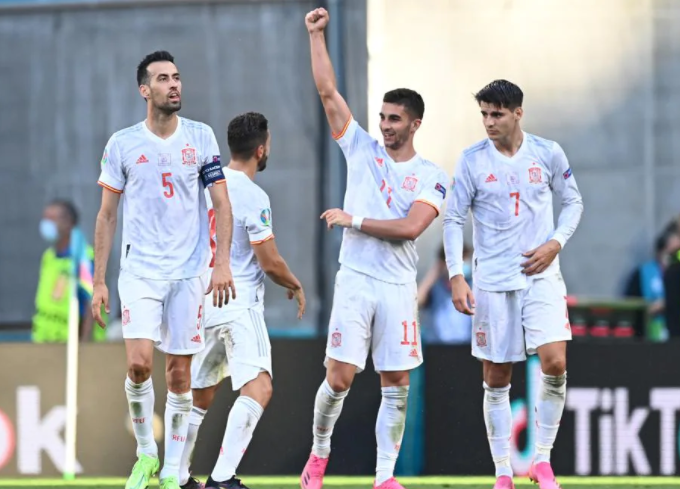 Kết quả EURO: Tây Ban Nha 5-3 Croatia (hiệp phụ), kịch tính và kinh điển - Ảnh 4