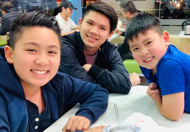 3 con trai của Bằng Kiều đang sống tại Mỹ với mẹ.