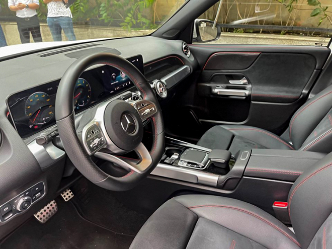 Mercedes-Benz GLB 200 AMG  'lướt' được rao bán với giá giảm khó tin - Ảnh 5