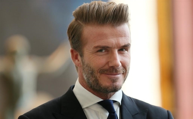 Phong cách lịch lãm của Beckham từng hút hết sự chú ý trên khán đài khi anh đến dự khán tại EURO 2020.