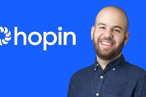 Hopin - nền tảng họp trực tuyến vươn lên thành startup trị giá 7,8 tỷ đô được ra đời khi nhà sáng lập Johnny Boufarhat trên giường bệnh  - Ảnh 2