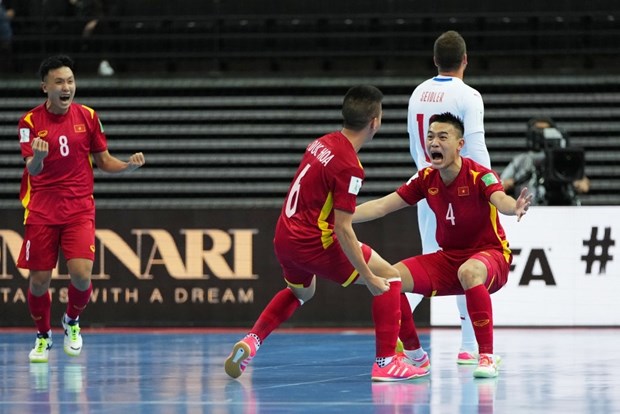 Futsal Việt Nam đụng phải 'Gấu Nga' ở vòng 1/8 World Cup Futsal.