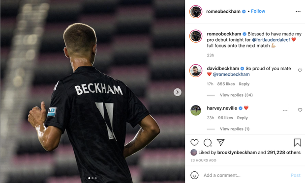 Romeo Beckham có trận đấu chuyên nghiệp đầu tiên: Đi theo bóng người cha - Ảnh 4