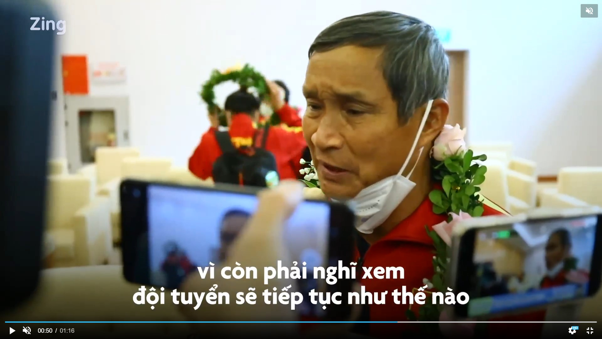 Vị HLV 71 tuổi luôn lo lắng và suy nghĩ cho chặng đường mới của bóng đá nữ Việt Nam. (ảnh Zing).