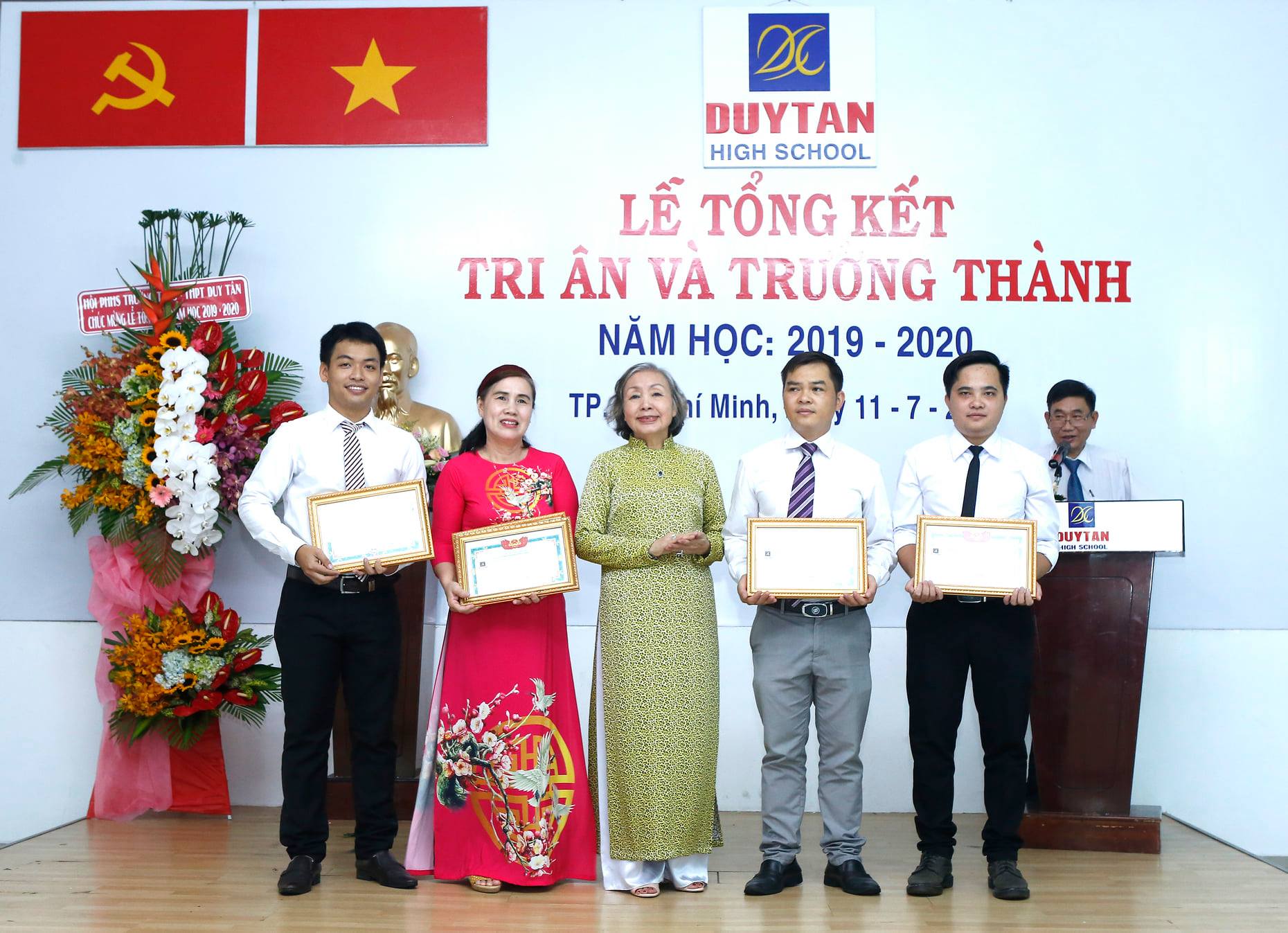 Bà Nguyễn Thị Sơn rất tâm huyết với sự nghiệp giáo dục.