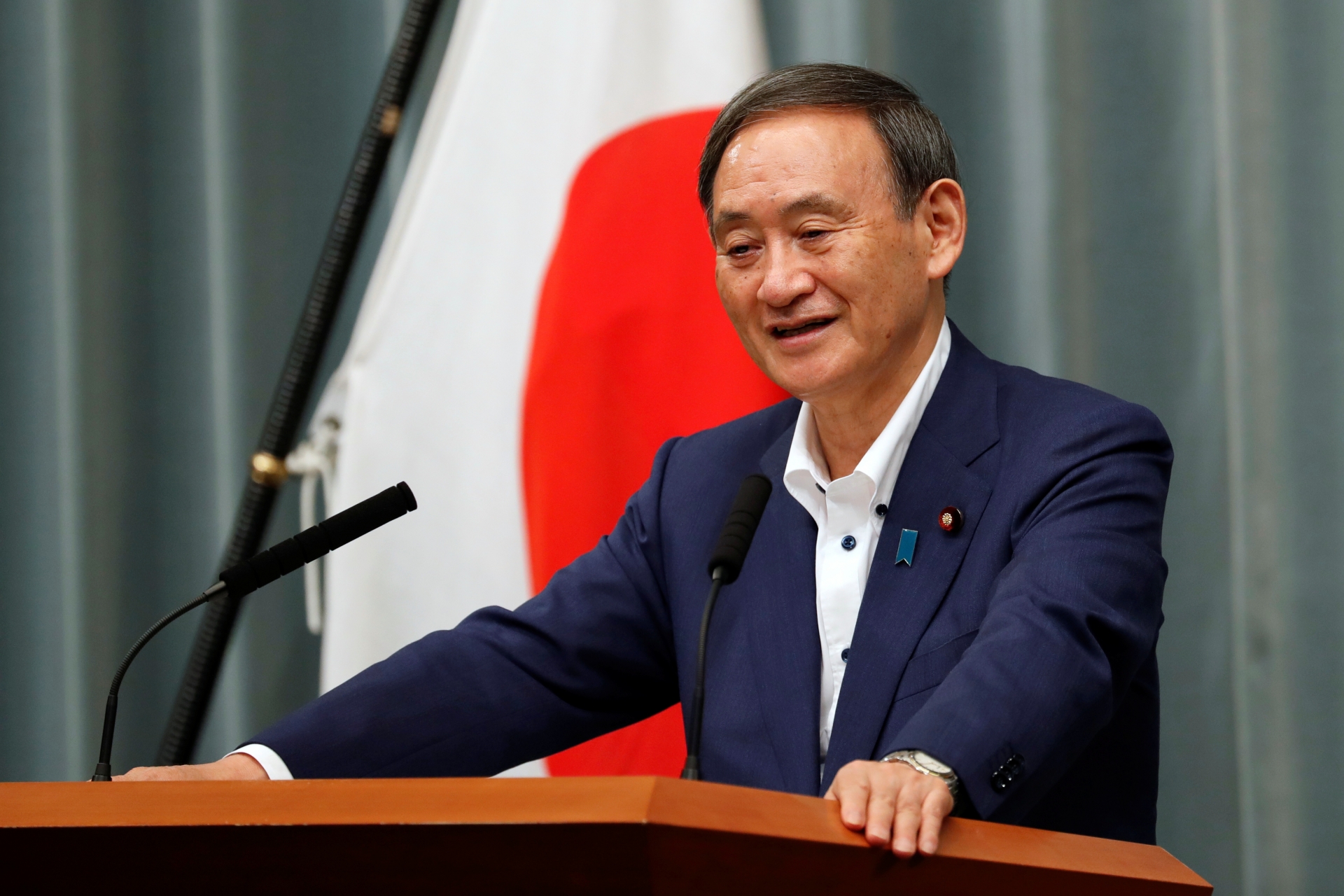 Chánh văn phòng Nội các Nhật Bản Yoshihide Suga mỉm cười trong cuộc họp báo thường kỳ tại dinh Thủ tướng ở Tokyo ngày 14/9.