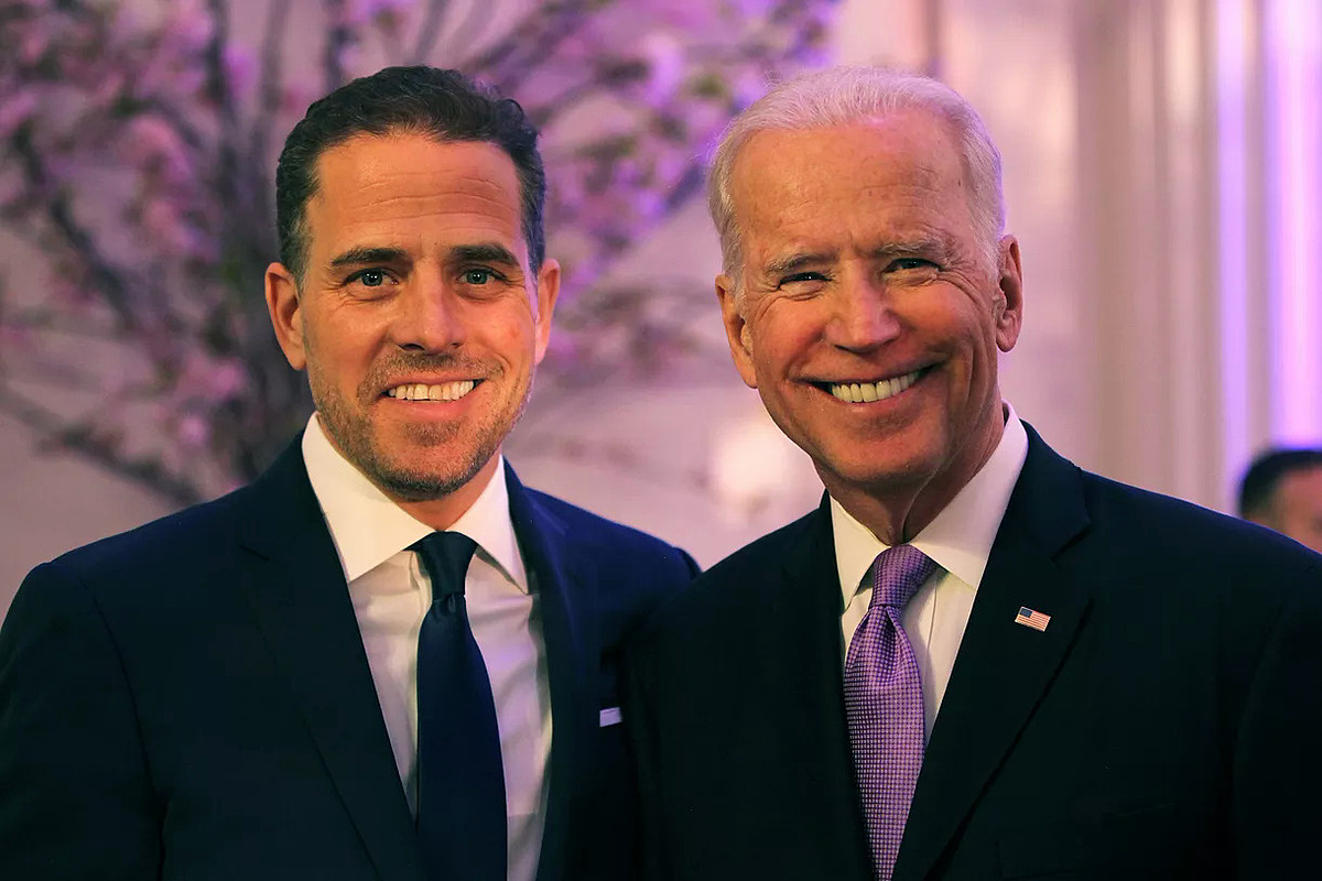 Con trai của ông Joe Biden bị điều tra về thuế và rửa tiền