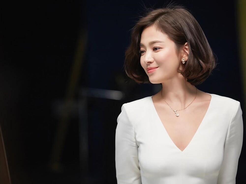Gong Yoo và dàn sao nam được đề cử đóng cùng Song Hye Kyo trong phim mới khiến khán giả ngao ngán.