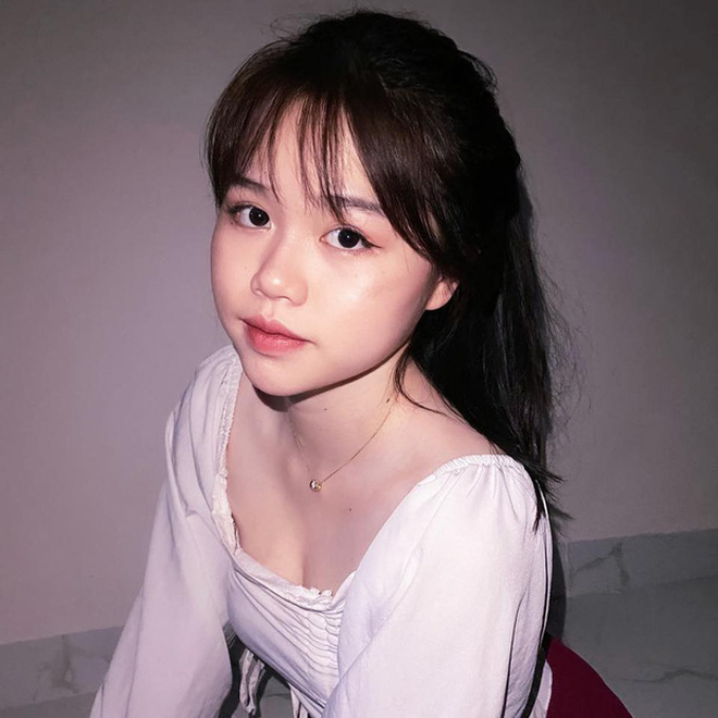 Bạn gái Quang Hải vô tình được nhắc đến trong bài đăng của nam diễn viên Huỳnh Anh.