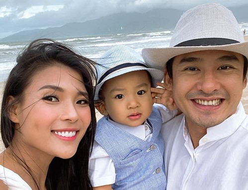 Con trai Thúy Diễm - Lương Thế Thành phải nhập viện giữa tâm dịch 