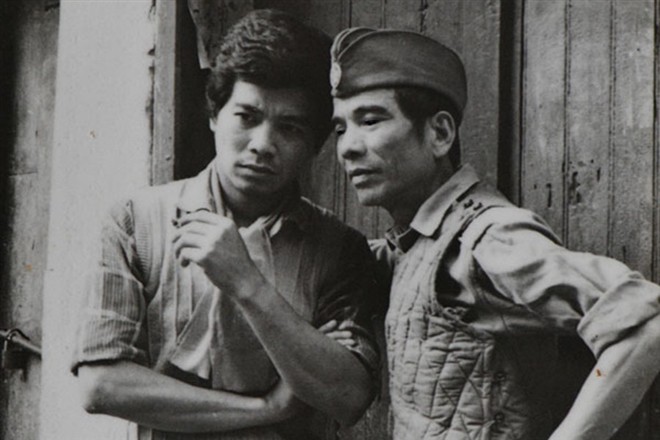 NSND Trần Hạnh còn là một trong những nghệ sĩ Việt đầu tiên được Nhà nước phong tặng danh hiệu Nghệ sĩ Ưu tú vào năm 1982 - 1984