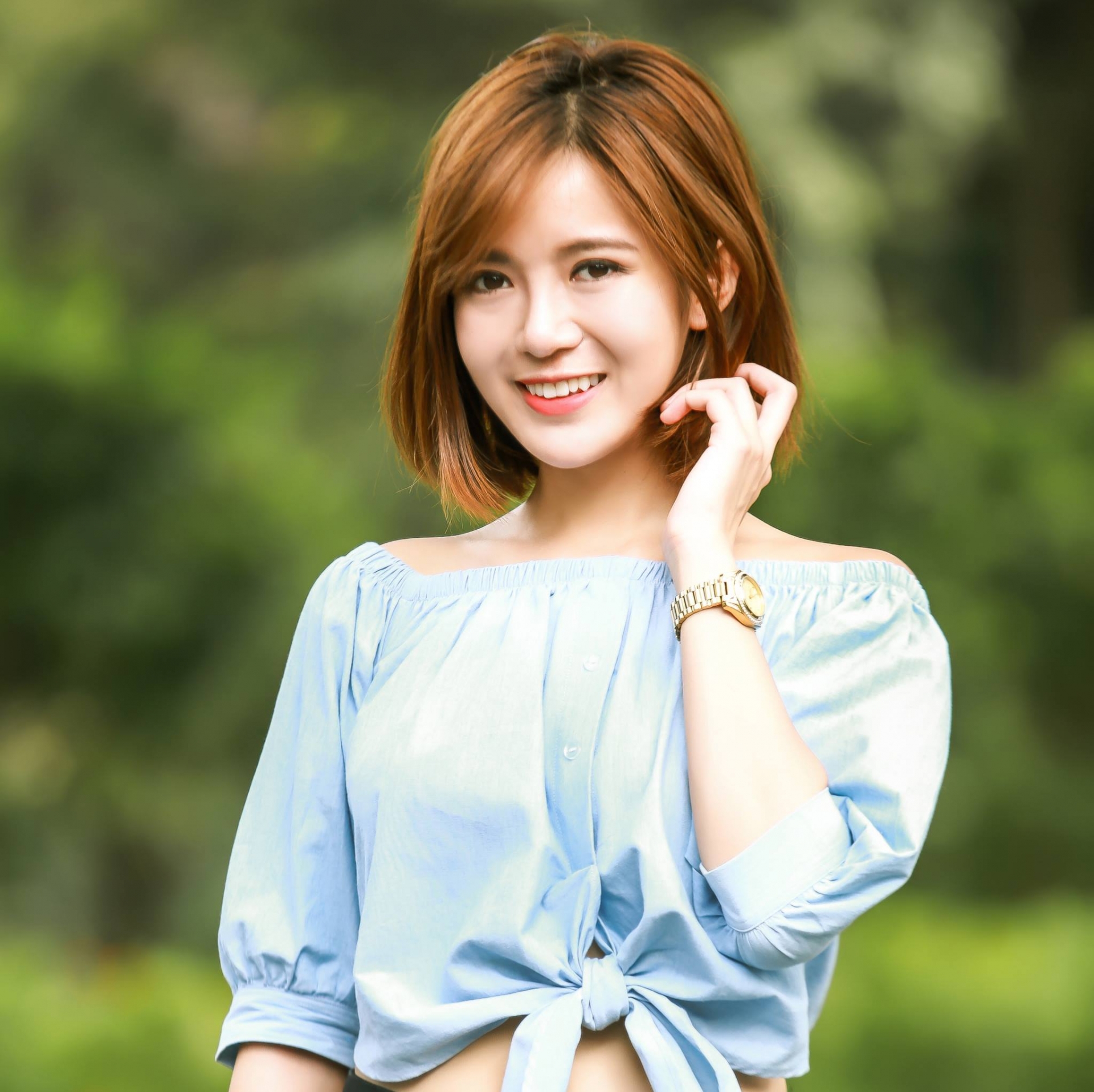 Tú Linh từng nổi đình đám trên mạng xã hội với danh xưng 'Hot girl fan MU'