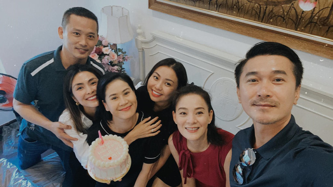 Tăng Thanh Hà tiếp tục