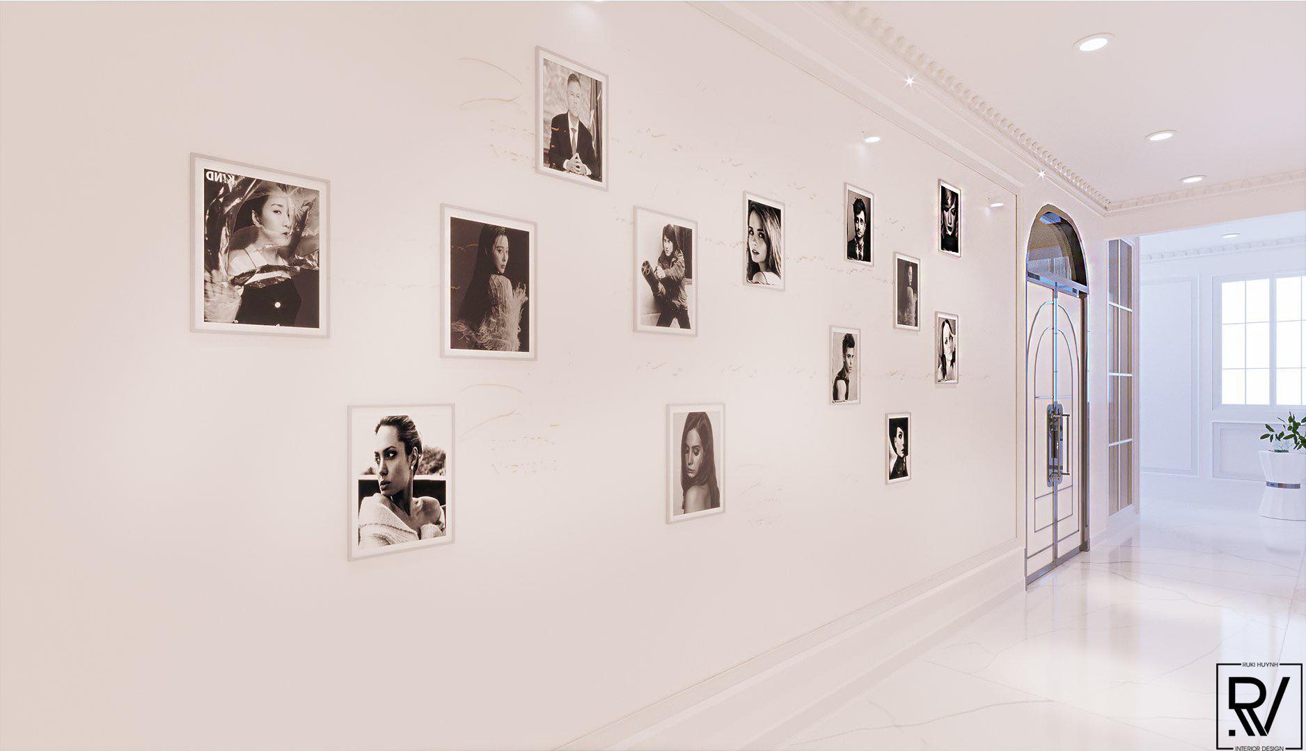 Nữ diễn viên cũng trang trí trên tường trắng bằng những bức ảnh đen trắng của các ngôi sao tầm cỡ quốc tế