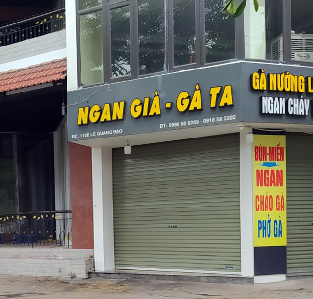 Quán gà trên phố Lê Quang Đạo cũng tạm thời ngưng phục vụ.