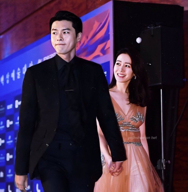 Người hâm mộ đang rất mong chờ một đám cưới thế kỷ mới của làng giải trí Hàn Quốc.