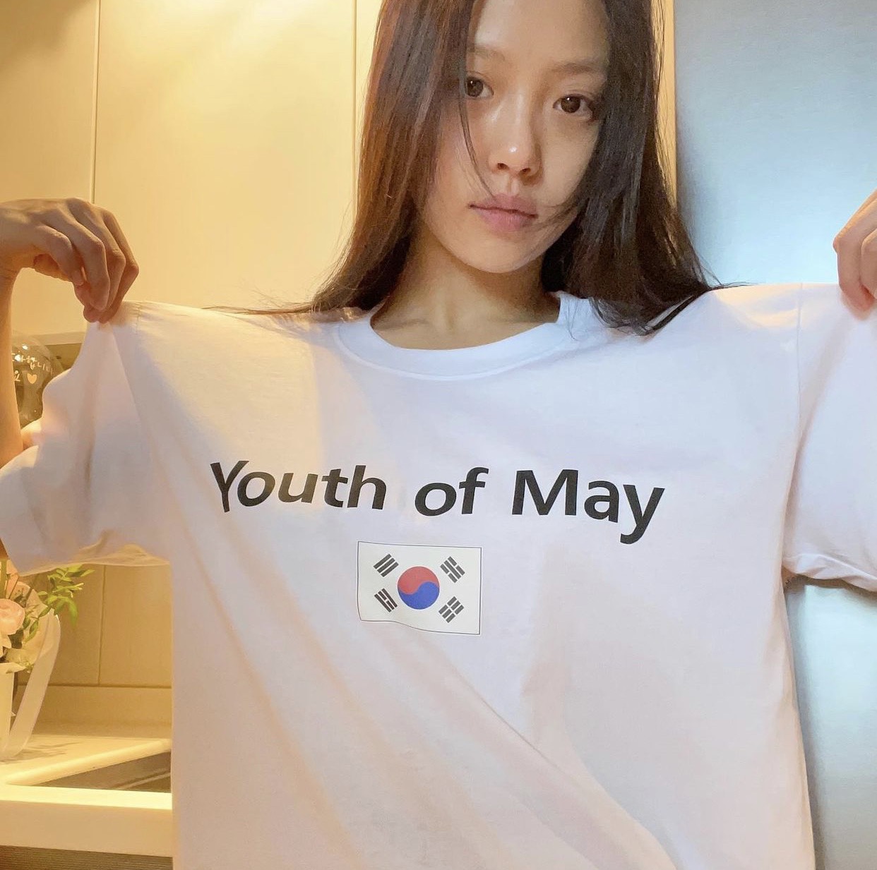 Nữ chính 'Youth of May' lộ mặt mộc nhợt nhạt, kém sức sống