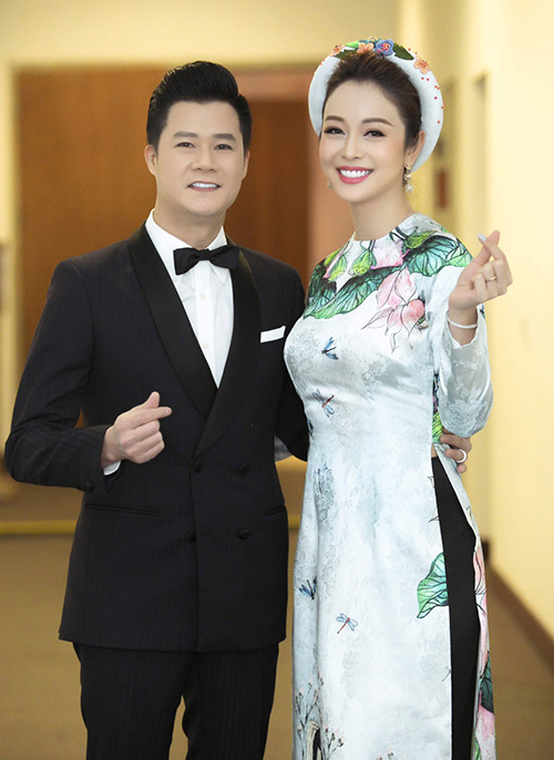 Cuối năm 2009, Jennifer Phạm và Quang Dũng nói lời chia tay sau 3 năm chung sống